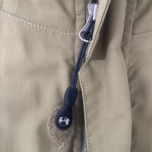 Under Armour Cold Gear/Stormproof Ski Jacket.  Men’s Medium. - Picture 14 of 14